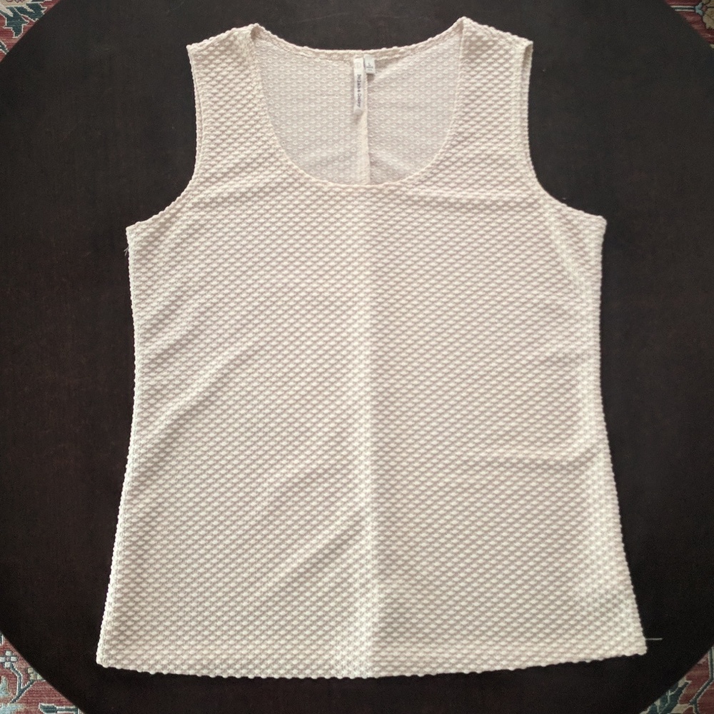 Belah & Codey textured tank top